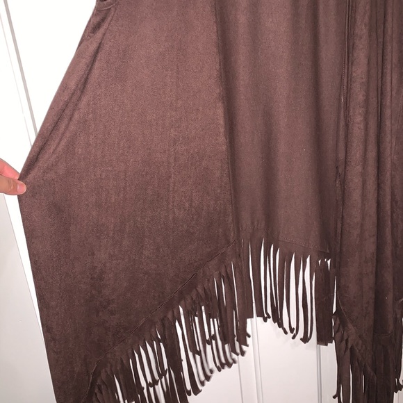 Fringed Brown cardigan - Picture 2 of 7